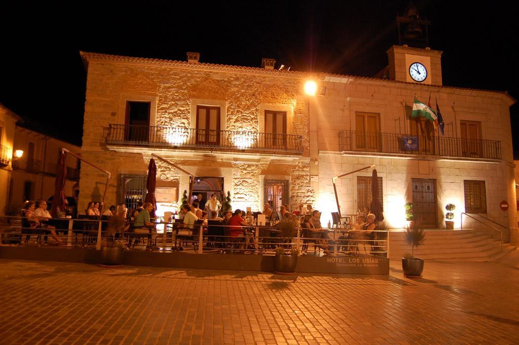 Hotel Los Usias Dos Torres Exterior photo